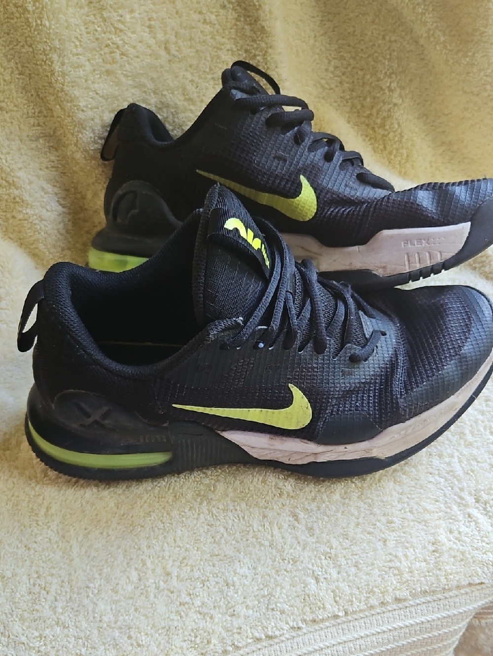 Nike Black & Neon Yellow Training Sneakers